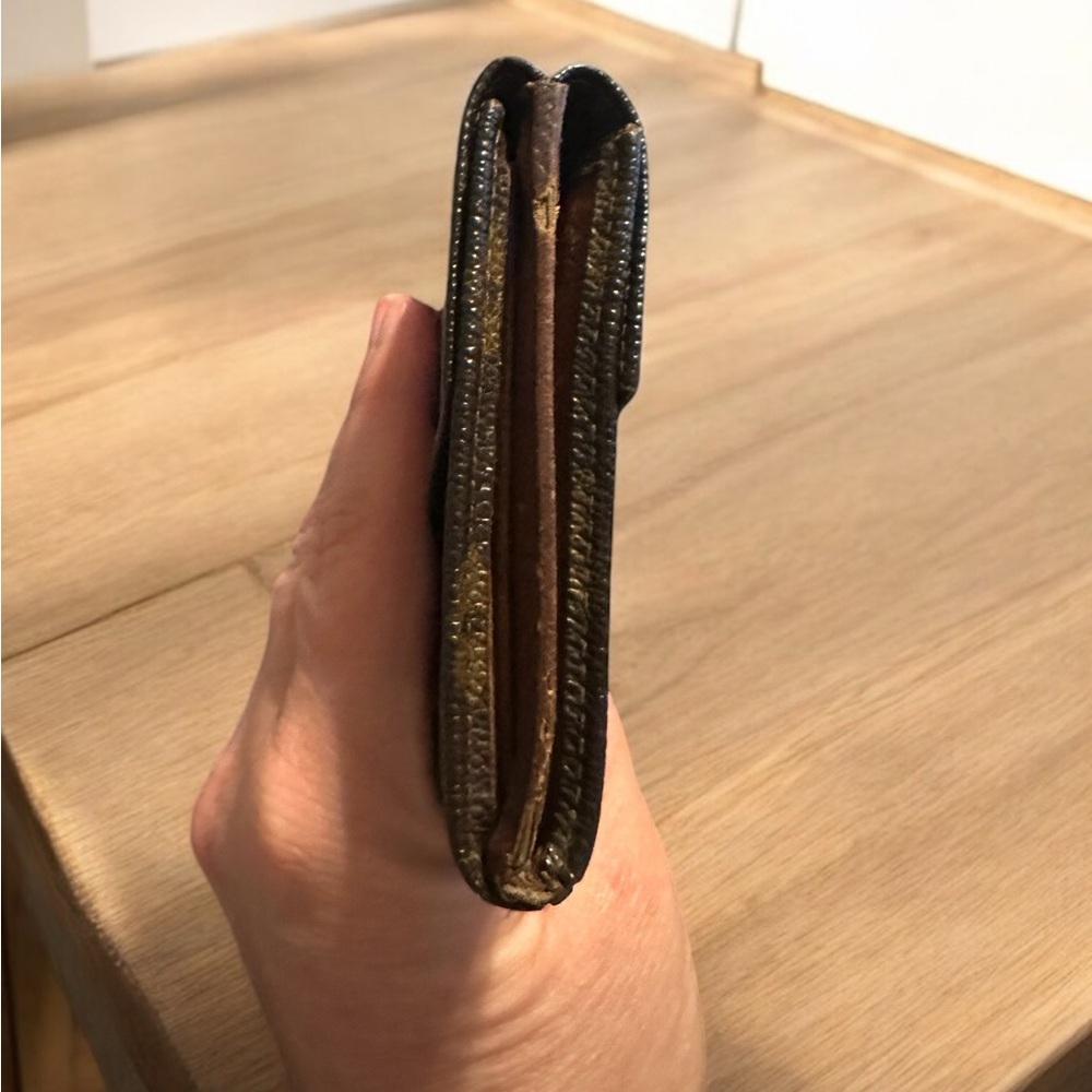 Louis Vuitton Brown Leather Wallet with Envelope Flap - Picture 4 of 12